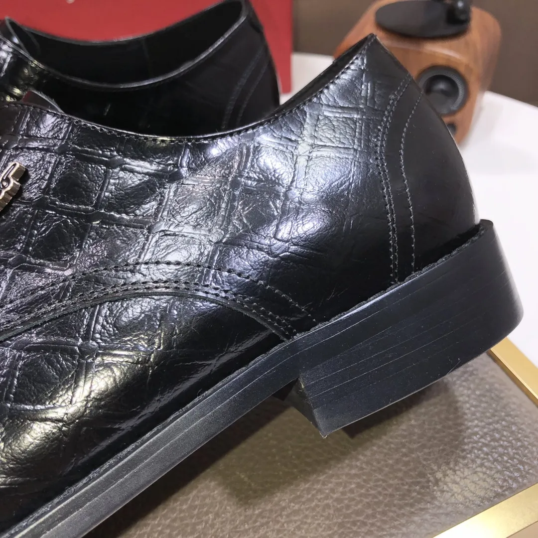 Men's shoes 💰480💰[Ferragamo/Ferragamo] The latest model in the counter, original imported cowhide fabric + sheepskin lining + original luxury metal buckle + original combination outsole, no pressure in comparison 38--44 (custom-made for 45, non-refundable)